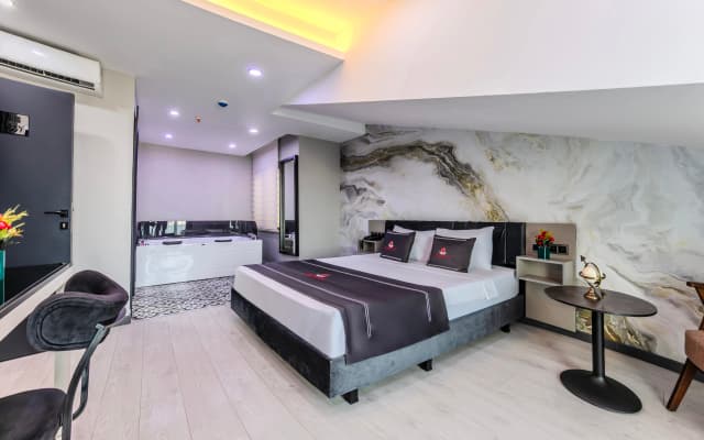 Intercity Airport Hotel - photo 1