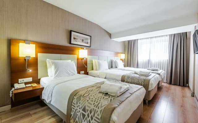 Kent Hotel Istanbul - photo 3