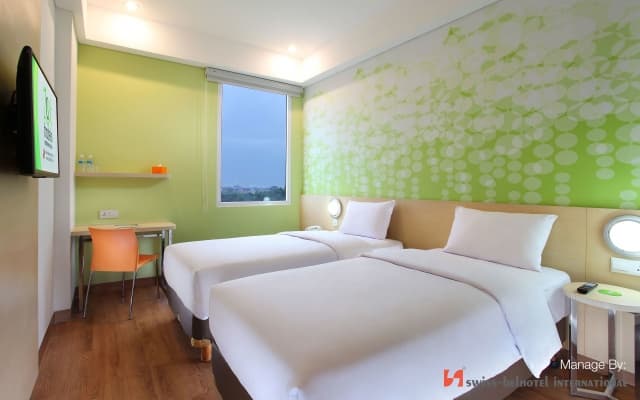 Zest Airport Jakarta by Swiss-Belhotel International - photo 1
