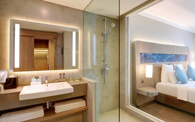 Novotel Jakarta Mangga Dua Square Hotel - photo 3