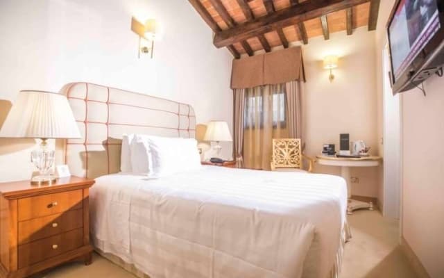 Golden Tower Hotel & Spa - photo 3
