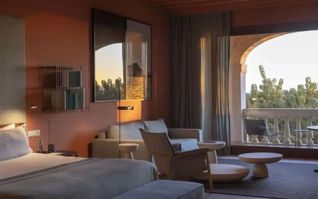 Calatrava Mediterranean Sea House Hotel - photo 1