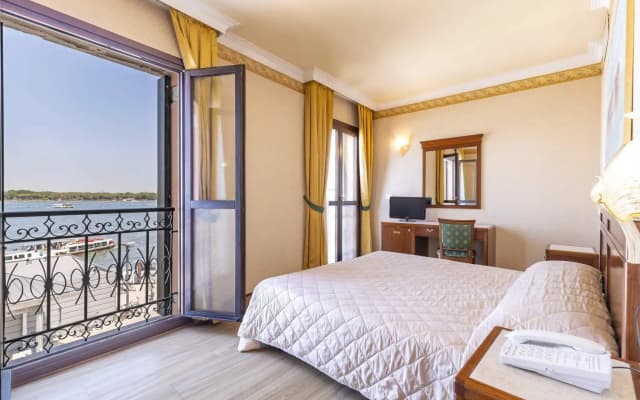 Hotel Panorama - photo 3