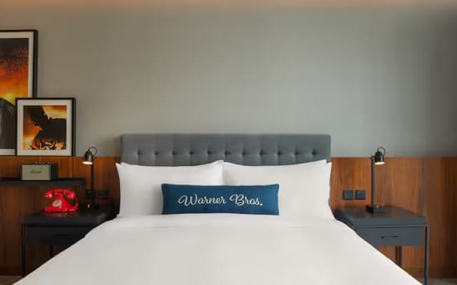 The WB Abu Dhabi, Curio Collection by Hilton Hotel - photo 4