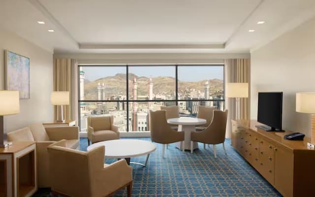 Hilton Hotel & Convention Jabal Omar Makkah - photo 6