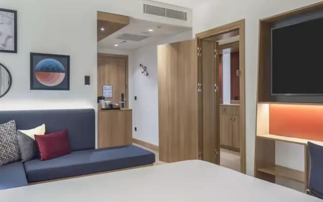 Hampton By Hilton Antalya Airport - photo 2