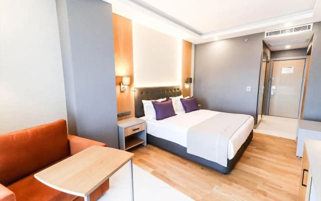 La Quinta By Wyndham Bodrum - photo 3