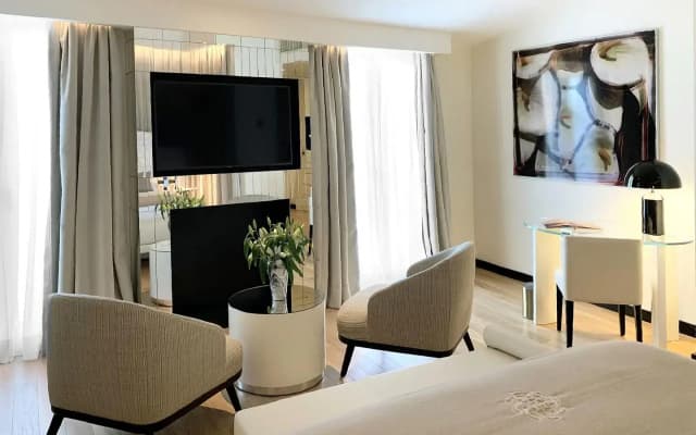 Rosa Grand Hotel - photo 3