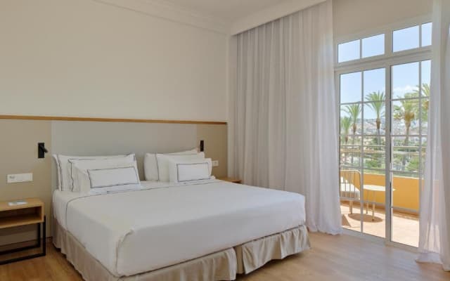 Melia Jardines del Teide - photo 2