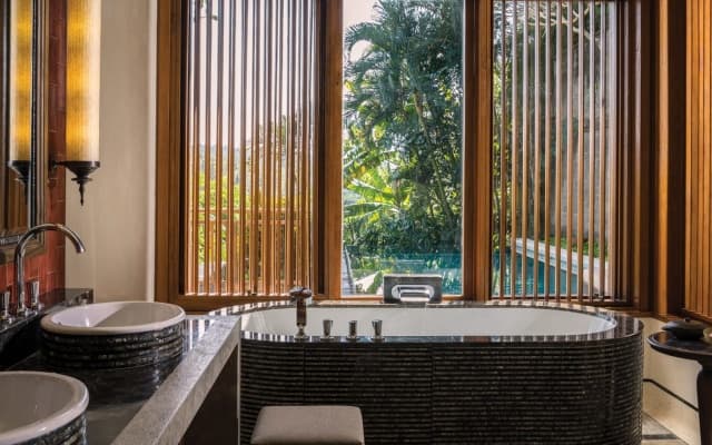 Four Seasons Resort Bali at Sayan - photo 2