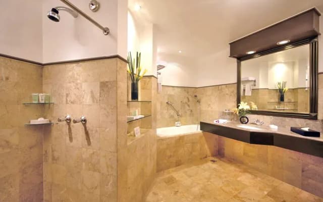Millennium Hotel Sirih Jakarta - photo 2