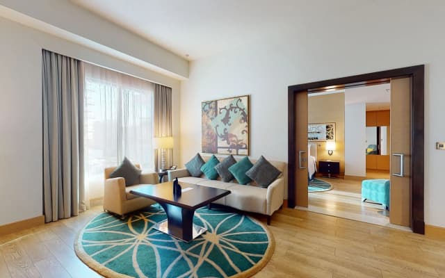 Marriott Hotel Al Jaddaf, Dubai - photo 6