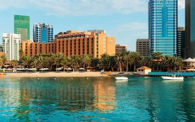 Sheraton Abu Dhabi Resort - photo 2