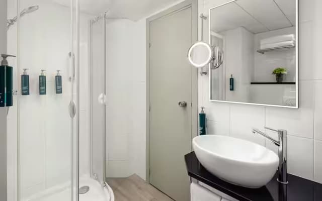 Hilton Prague Atrium - photo 4