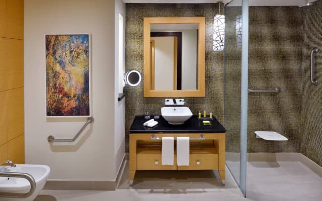 Marriott Hotel Al Jaddaf, Dubai - photo 3