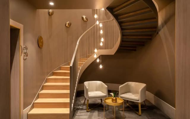 Rosa Grand Hotel - photo 2