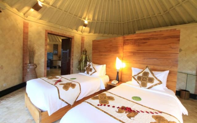 Kupu Kupu Barong Villas & Tree Spa Hotel - photo 2