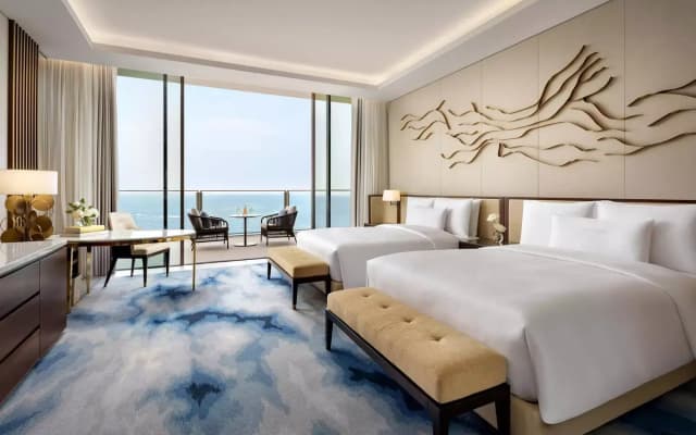 Atlantis The Royal Hotel - photo 2