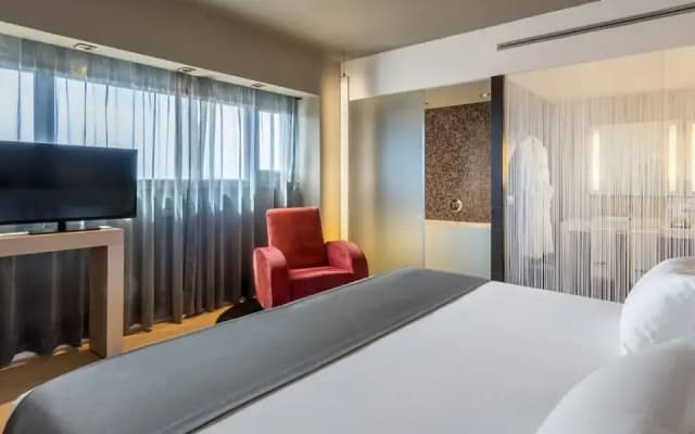 Barceló Malaga Hotel - photo 2