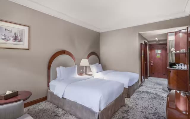 Madinah Hilton - photo 1