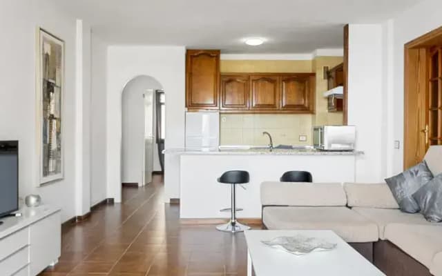 Paloma Beach Apartments - photo 7
