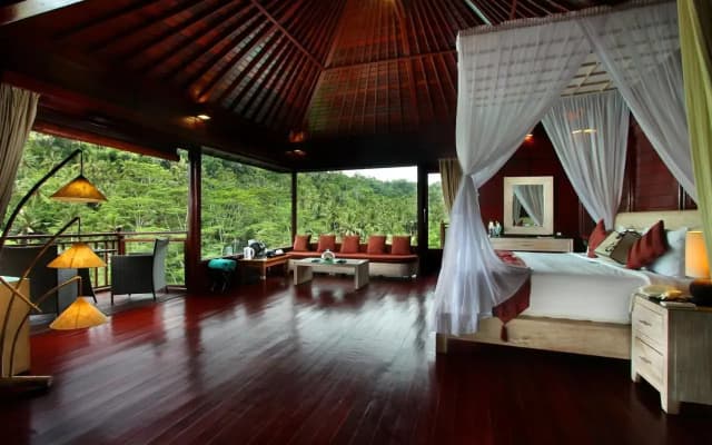 Kupu Kupu Barong Villas and Tree Spa by L'Occitane - photo 3