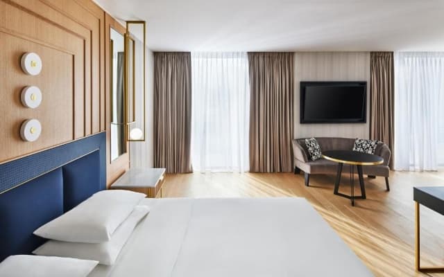 Grand Hyatt Athens - photo 2