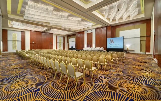 Marriott Hotel Al Jaddaf, Dubai - photo 5