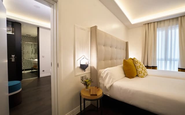 The Hotel Regina - photo 2