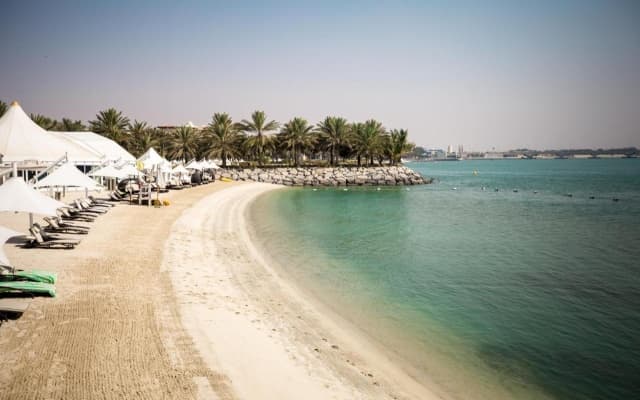 Traders Hotel, Qaryat Al Beri - photo 3