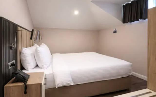 Livinton Hotel - photo 8