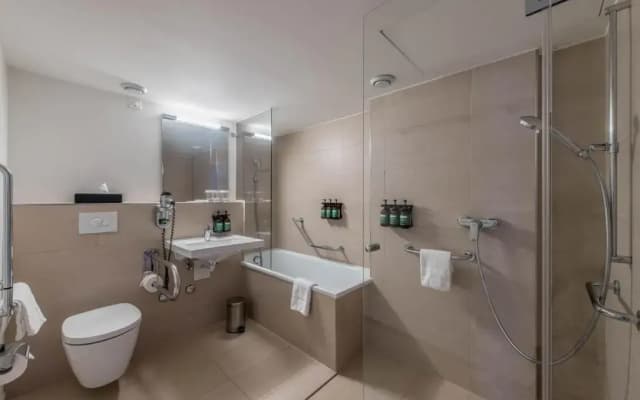 Crowne Plaza Zürich by IHG - photo 5