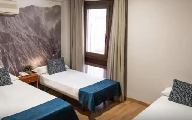 Hotel Adonis Plaza - photo 2