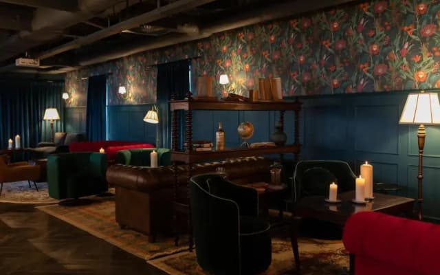 Moxy Edinburgh Fountainbridge - photo 5