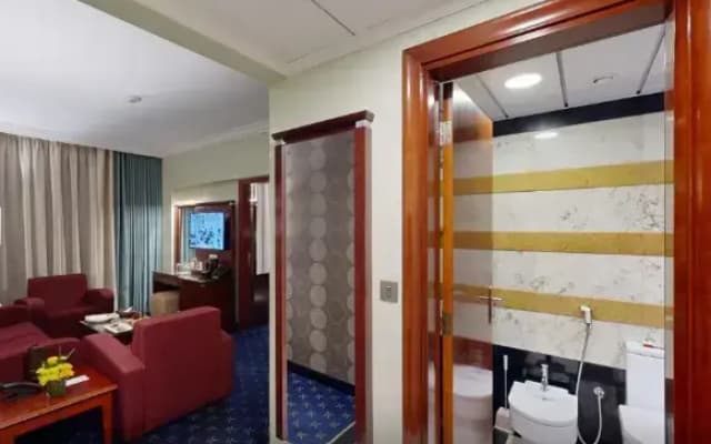 Leader Al Muna Kareem Hotel - photo 2