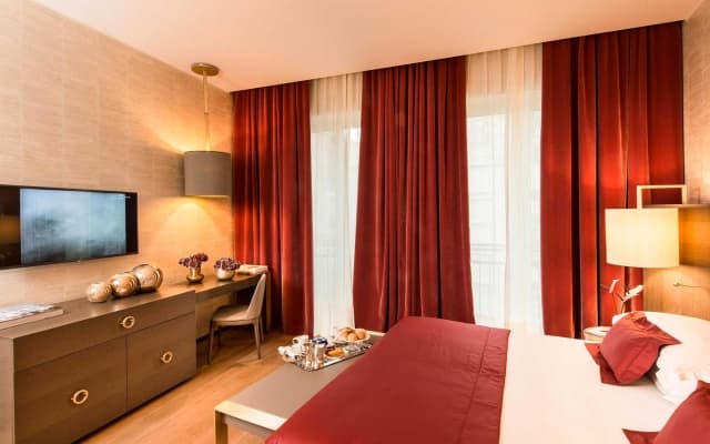 Rosa Grand Hotel - photo 3