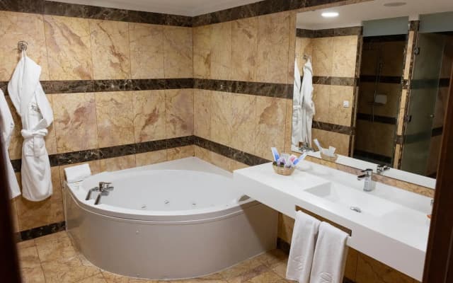 Paradise Park Fun Lifestyle Hotel - photo 7