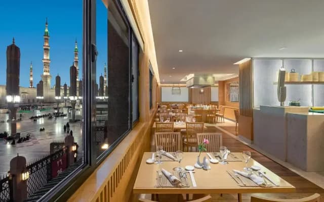 The Biltmore Al Madinah Hotel - photo 3