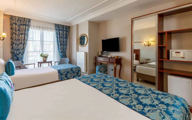 Rast Hotel Sultanahmet Hotel - photo 1