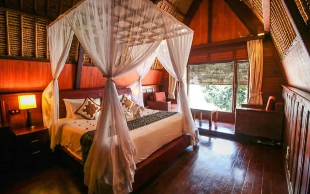 Kupu Kupu Barong Villas and Tree Spa by L'Occitane - photo 4