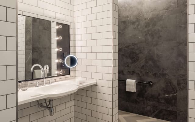The WB Abu Dhabi, Curio Collection by Hilton Hotel - photo 7
