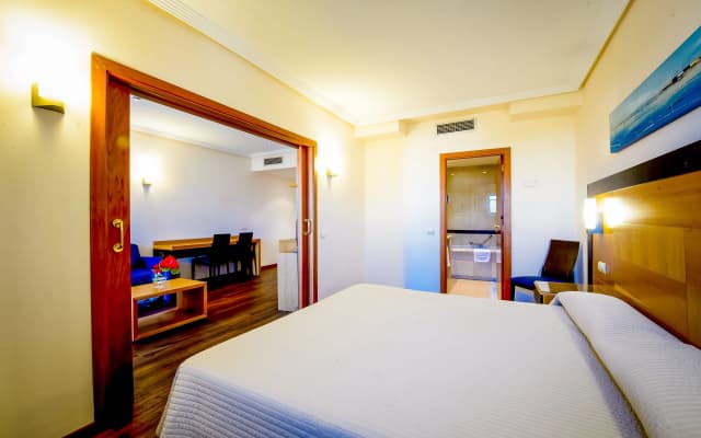 Hotel Bonalba Alicante - photo 2
