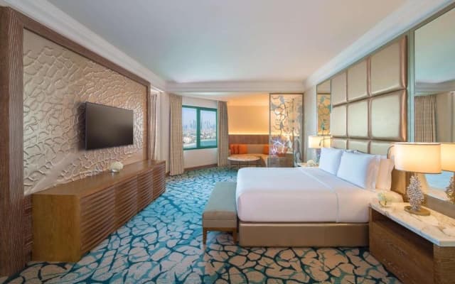 Atlantis, The Palm - photo 1