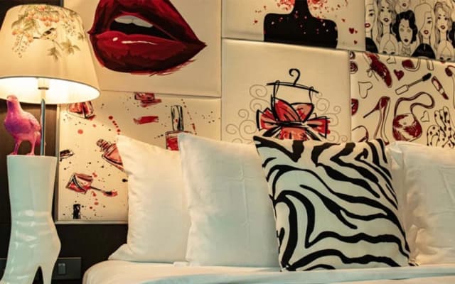 Hotel Clover Asoke - photo 2