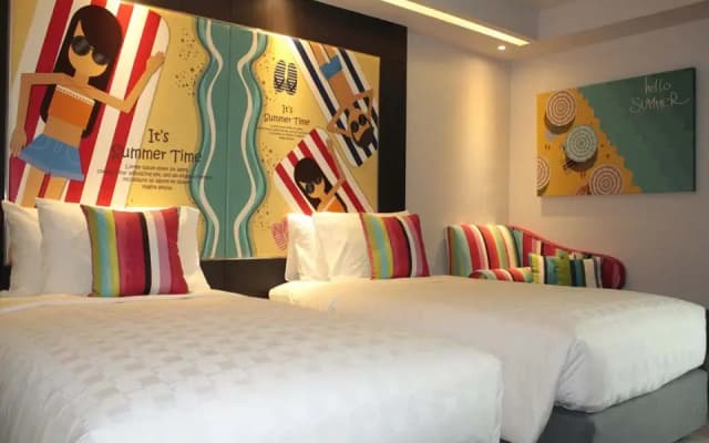 Hotel Clover Asoke - photo 1
