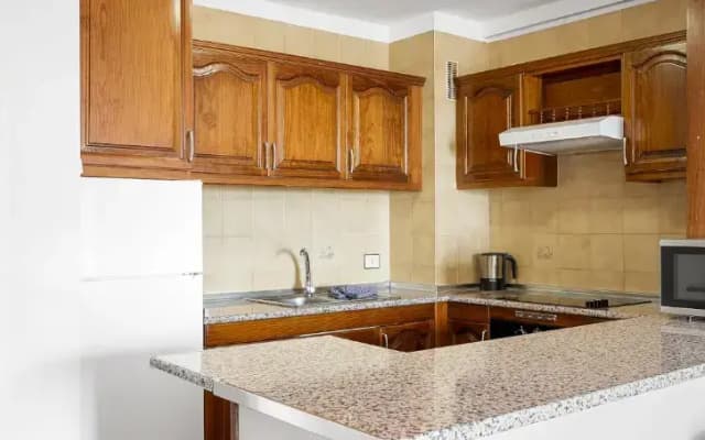 Paloma Beach Apartments - photo 6