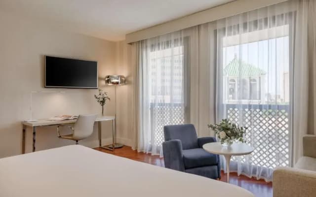 NH Málaga Hotel - photo 2