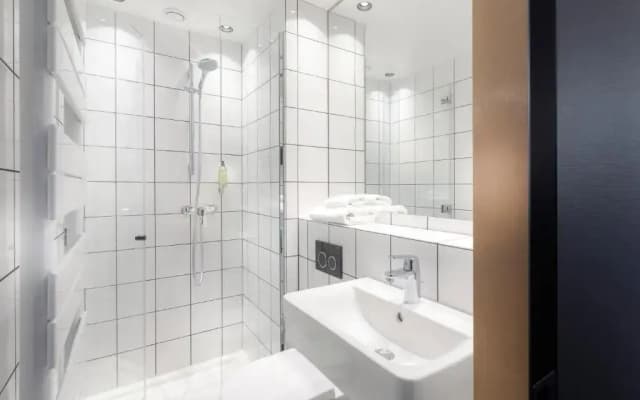 Hotel Libertel Gare de l'Est Francais - photo 3