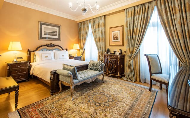 Pera Palace Hotel - photo 1