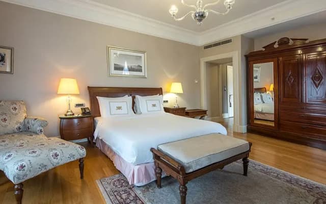 Pera Palace Hotel - photo 1